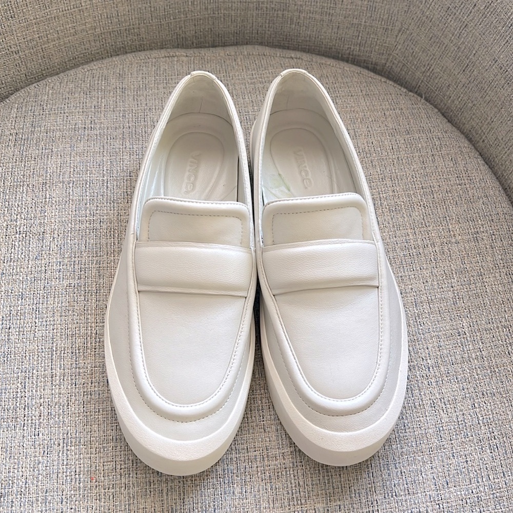 New VINCE Camuto Loafers